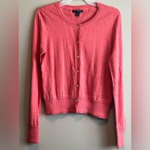 Woman’s Banana Republic Button Up Knit Cardigan Sweater. Size Small petite